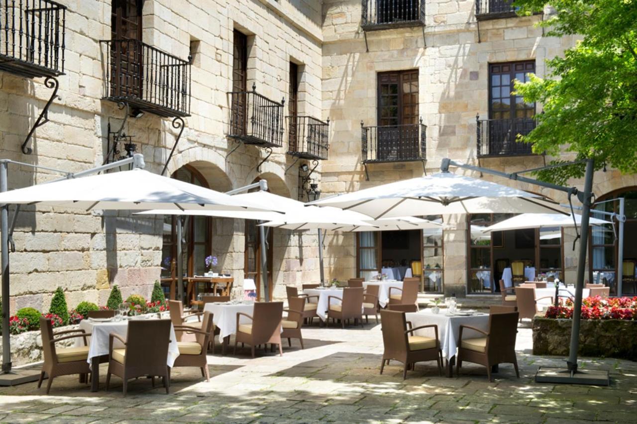 Parador De Santillana Gil Blas Hotel Santillana del Mar Exterior photo